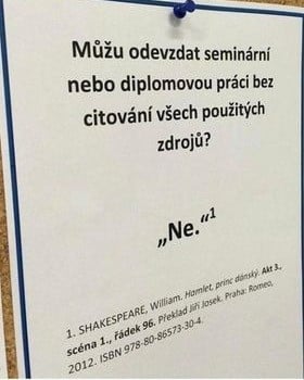 Zdroj musi byt